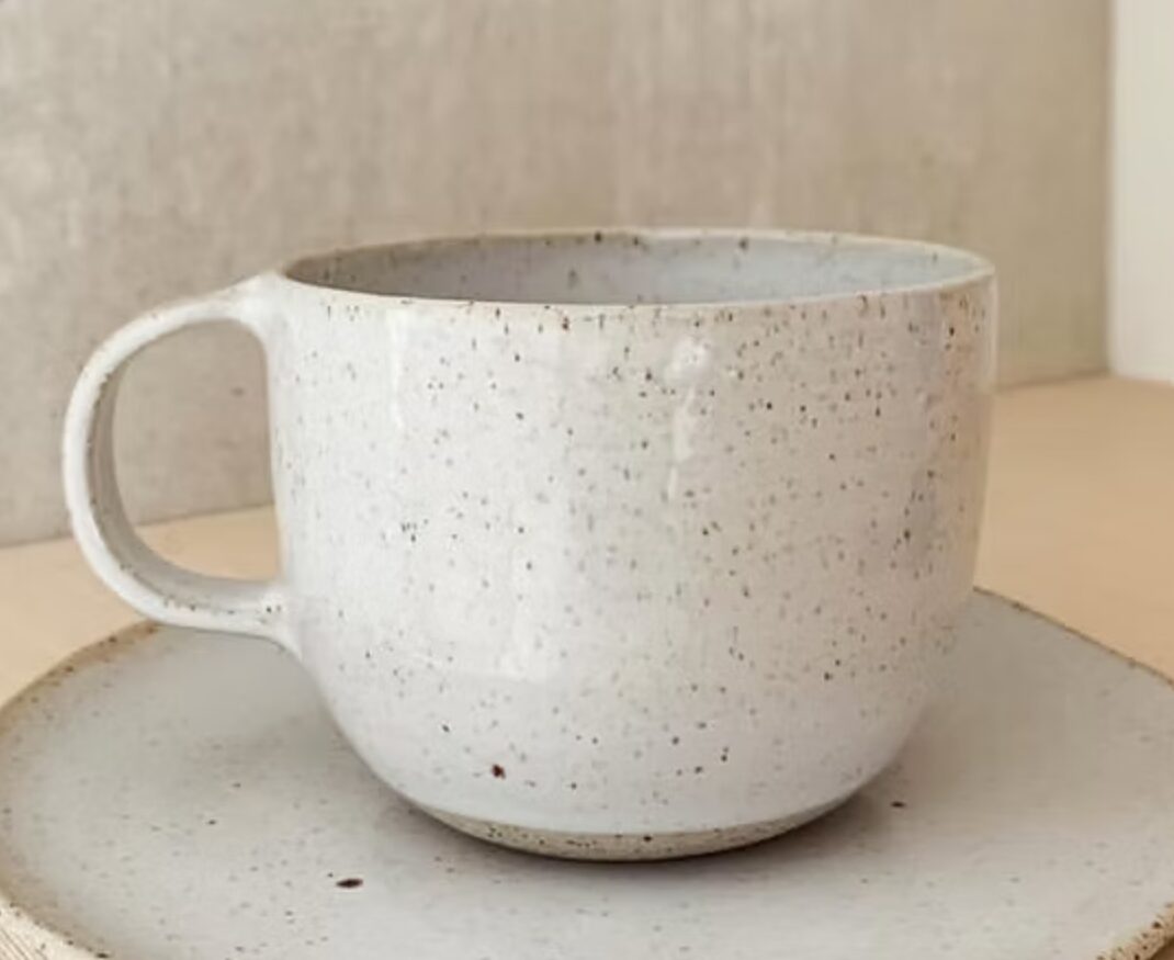 Tasse en gré Marine Wallois Céramiques Poterie Pays Basque Artisanal