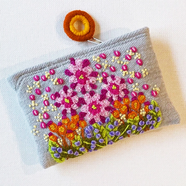 Pochette Laine brodée Jenny Krauss Freshwater