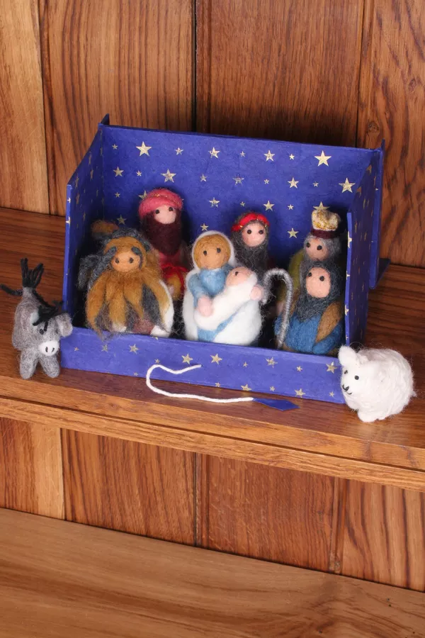 Crèche de Noël 100% laine dans coffret Pachamama Artisanat Equitable Solidaire