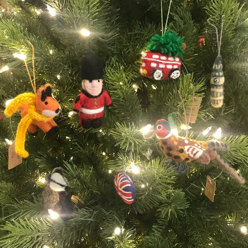 Déco Noël Renard avec écharpe 100% laine Broderie Felt So Good Népal Artisanat Ethique Solidaire